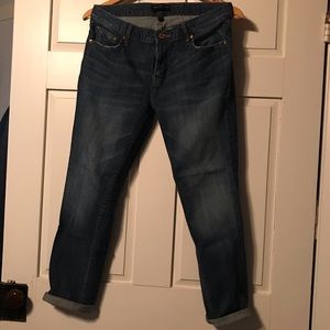 Banana Republic boyfriend jean